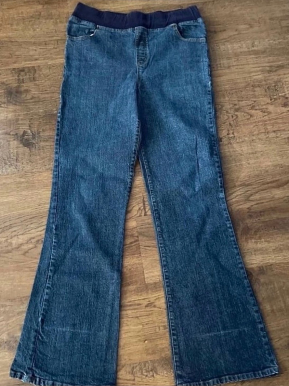 Oh mama maternity jeans Medium  30 32 waist